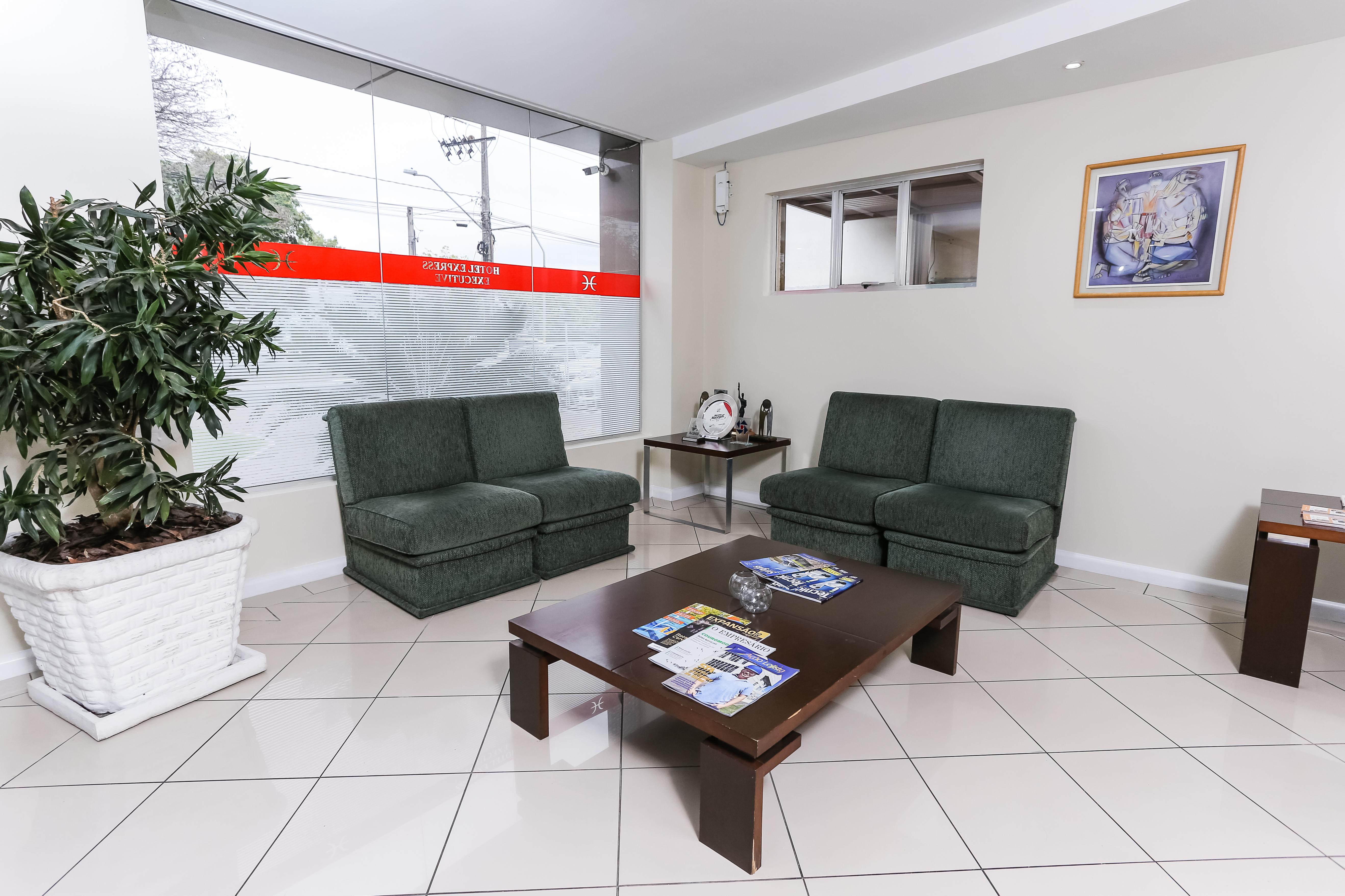 Hotel Suarez Executive Ново Хамбурго Екстериор снимка