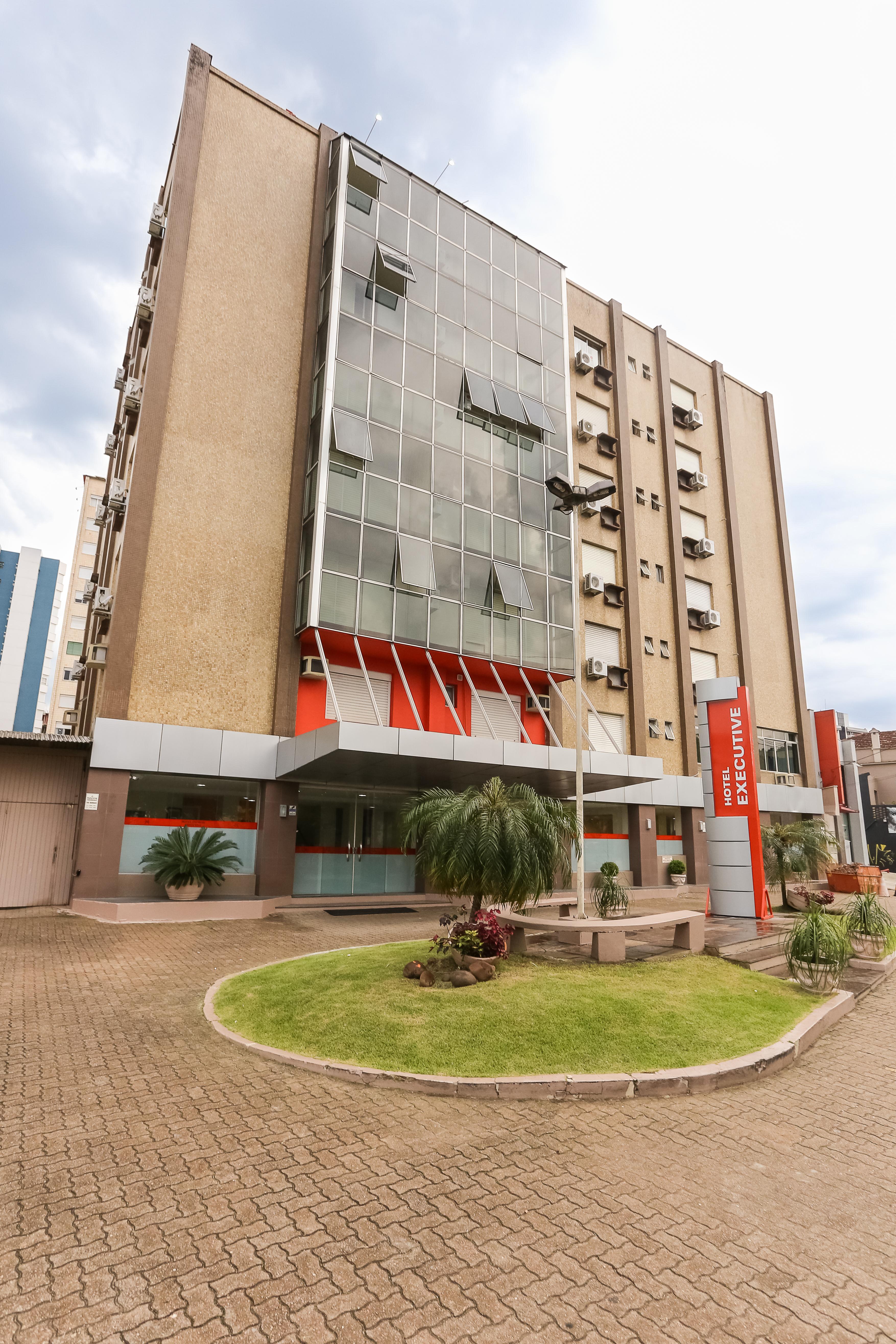 Hotel Suarez Executive Ново Хамбурго Екстериор снимка