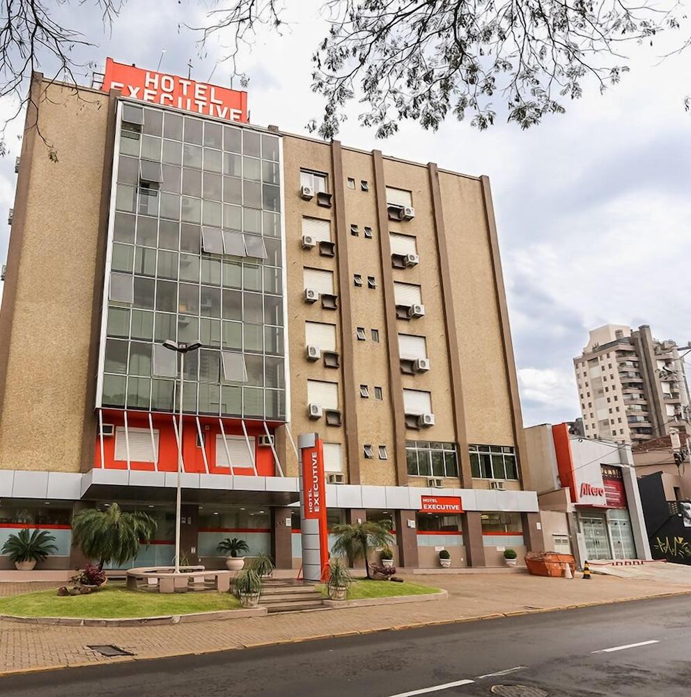 Hotel Suarez Executive Ново Хамбурго Екстериор снимка