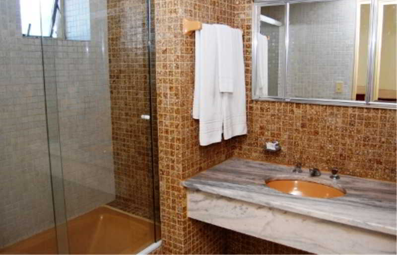 Hotel Suarez Executive Ново Хамбурго Екстериор снимка